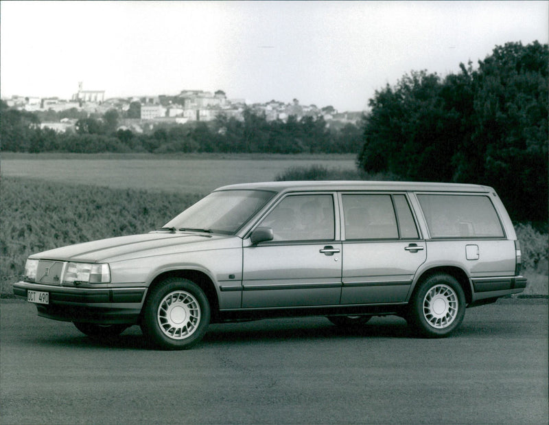 Volvo 960 Catalyst combi sedan. - Vintage Photograph