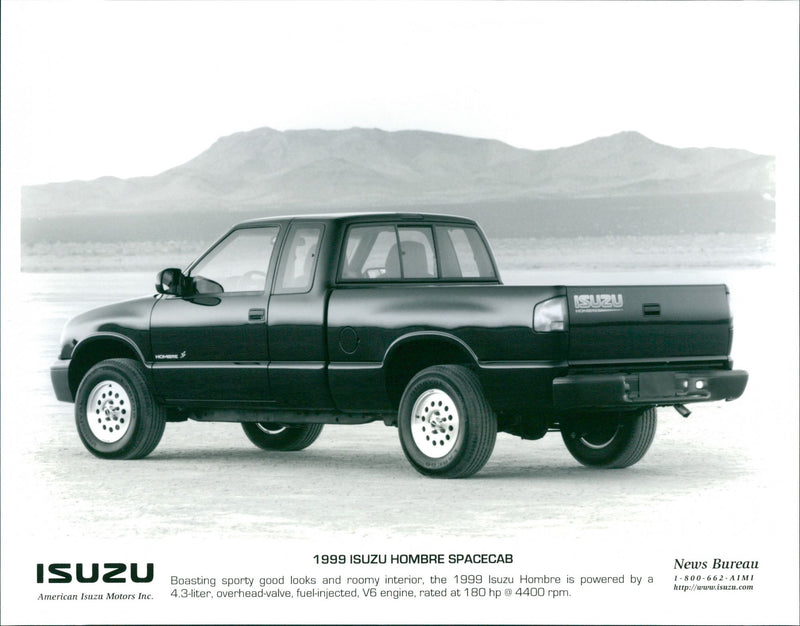 1999 Isuzu Hombre Spacecab - Vintage Photograph