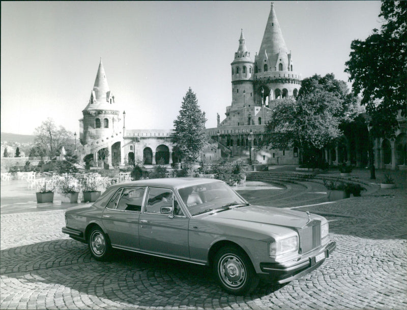 Rolls-Royce Silver Spirit II - Vintage Photograph