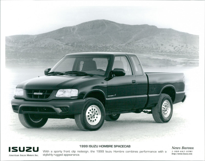 1999 Isuzu Hombre Spacecab - Vintage Photograph