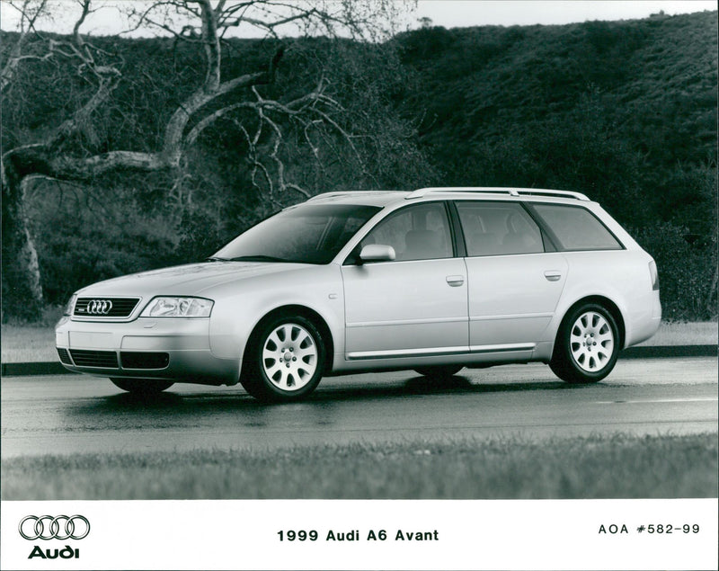 1999 Audi A6 Avant - Vintage Photograph