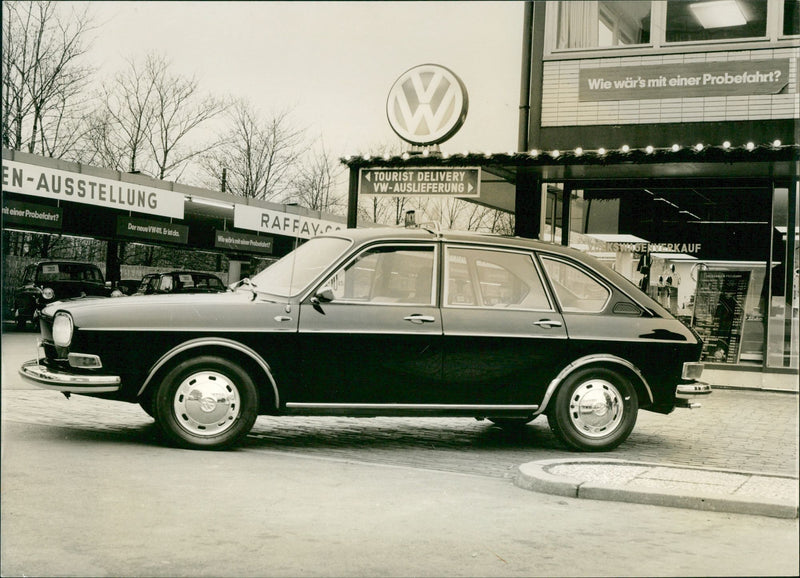 VW 411 - Vintage Photograph