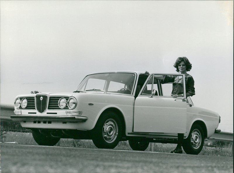 1971 Lancia 2000 - Vintage Photograph