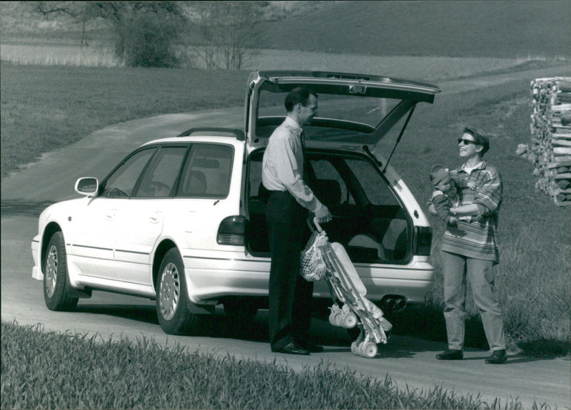 1993 Mitsubishi Sigma Kombi - Vintage Photograph