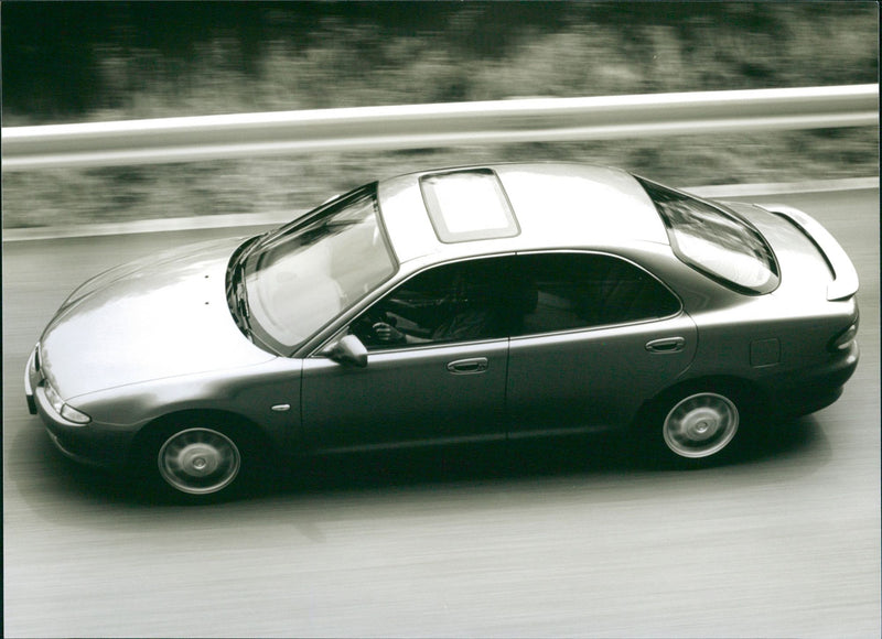 Mazda Xedos 6 - Vintage Photograph