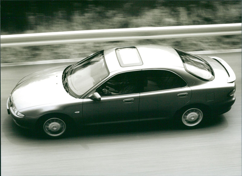 Mazda Xedos 6 - Vintage Photograph