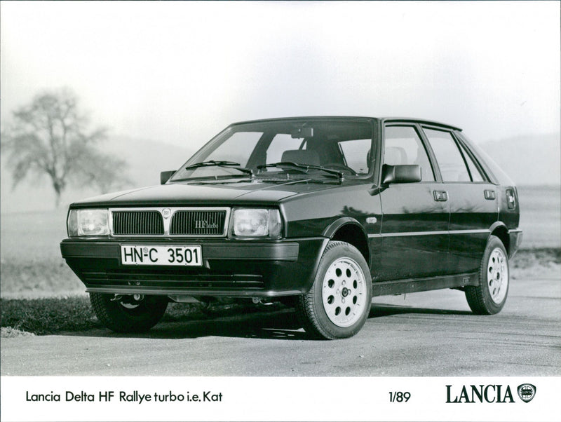 1989 Lancia Delta HF Rallye turbo i.e. Kat - Vintage Photograph