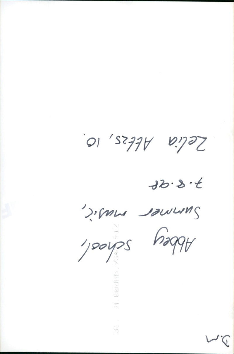 LEADER MUSIC SERIES - Vintage Photograph