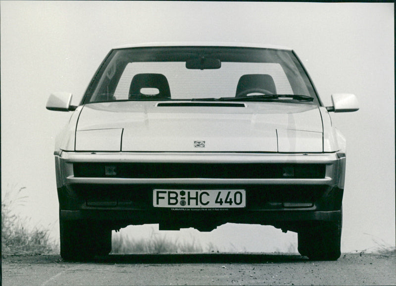 1988 Subaru XT Turbo Allrad permanent, front view - Vintage Photograph