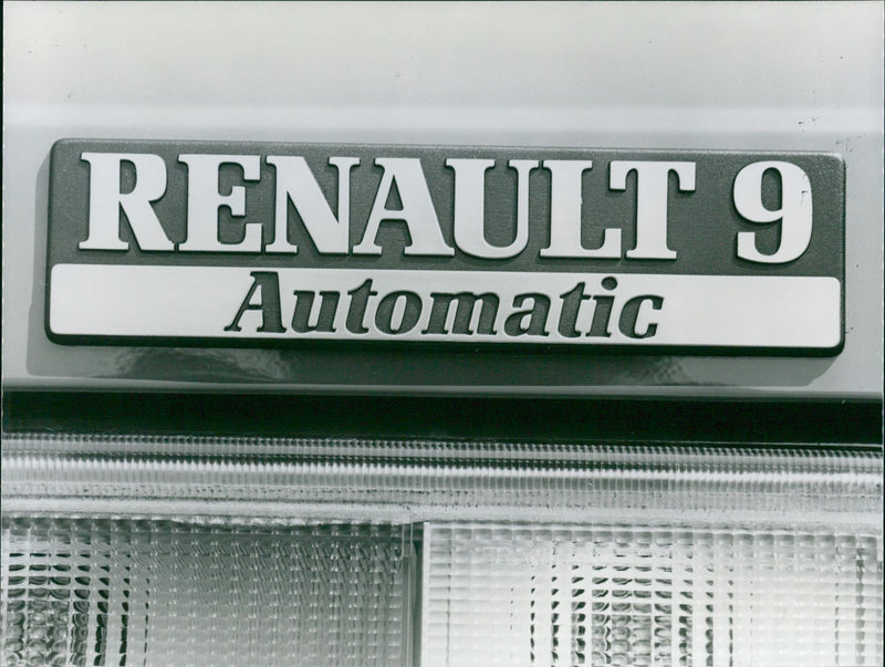 Renault 9 Automatic - Vintage Photograph