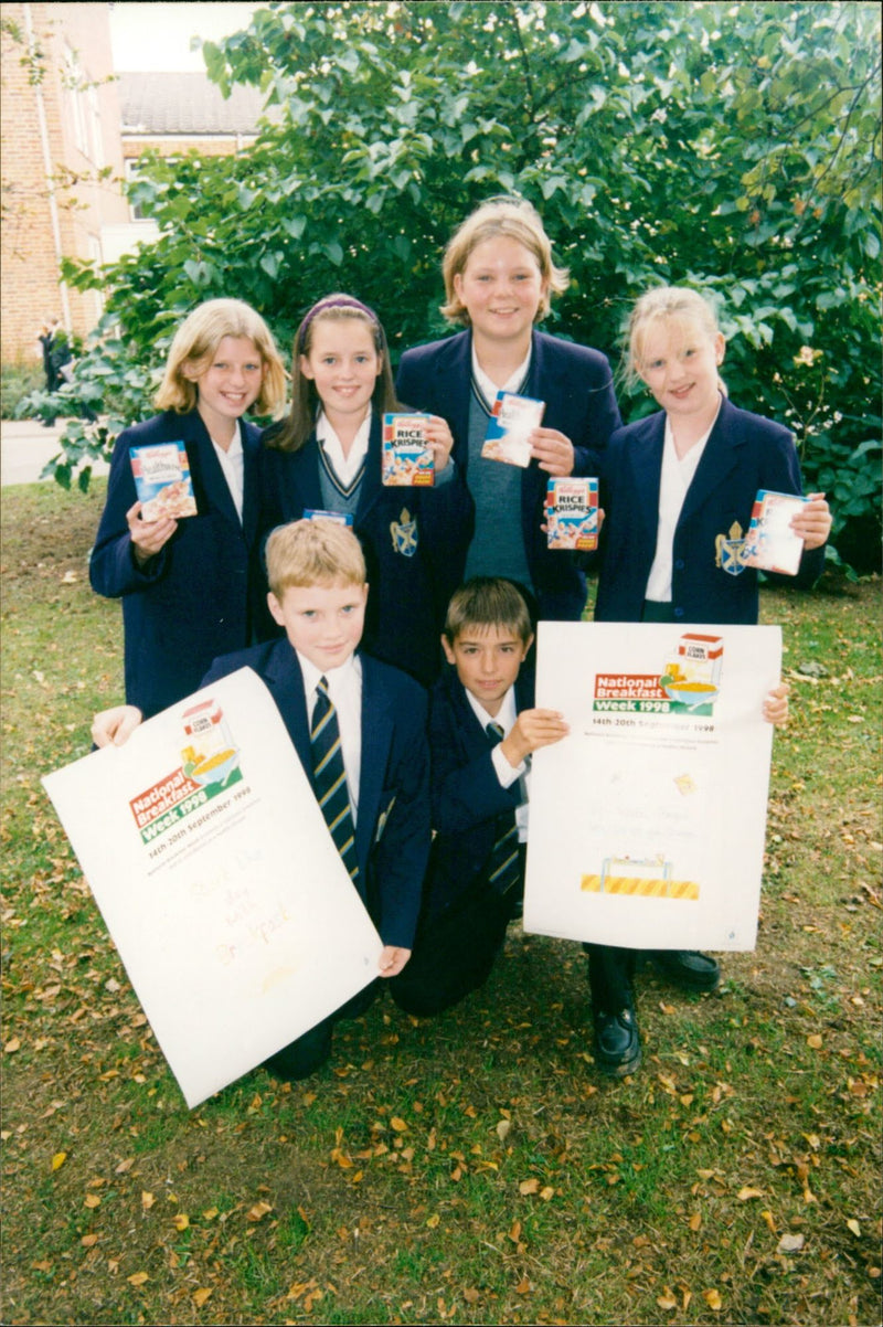 1998 BEYER NATIONAL MUSIC INTERNATIONAL SERIES - Vintage Photograph