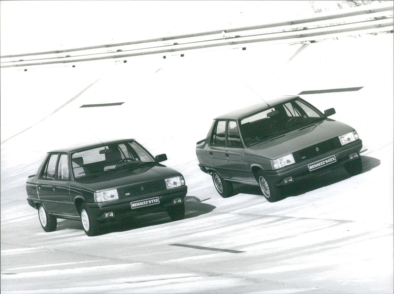 Renault 9 GTX and Renault 9 TXE - Vintage Photograph