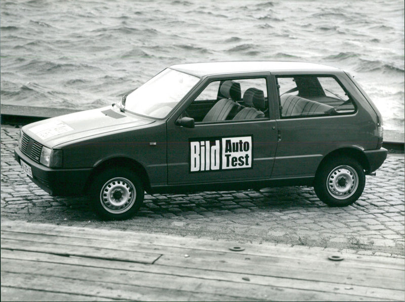 Fiat Uno 70 - Vintage Photograph