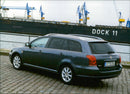 Toyota Avensis 2.2 D-CAT - Vintage Photograph