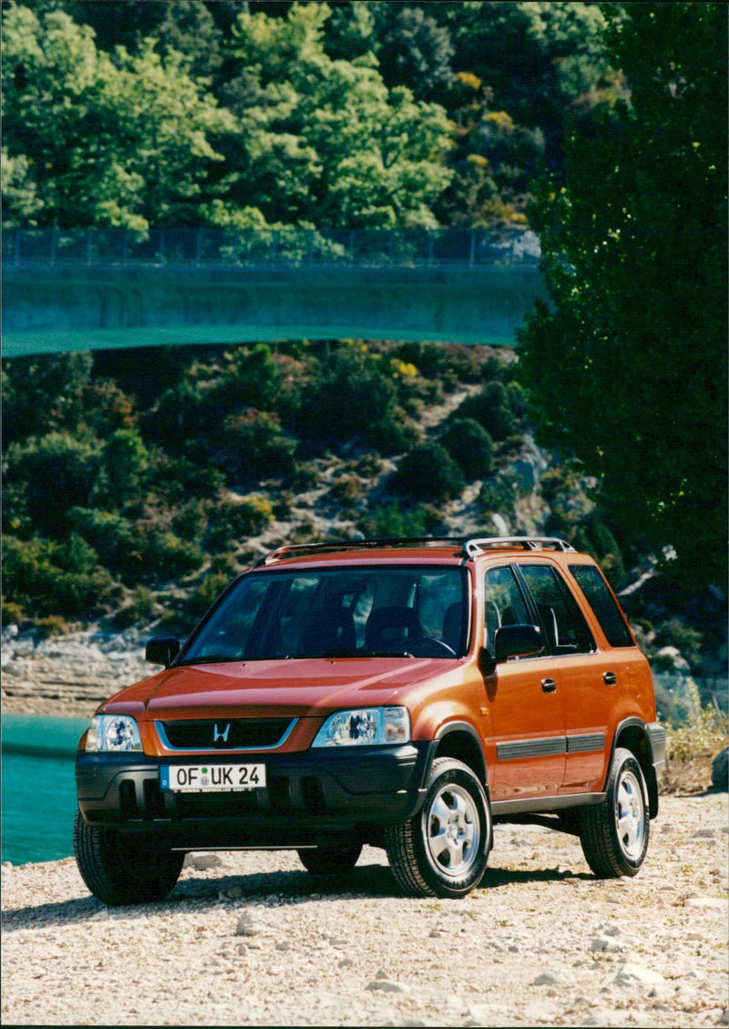 Honda CRV 1997 - Vintage Photograph