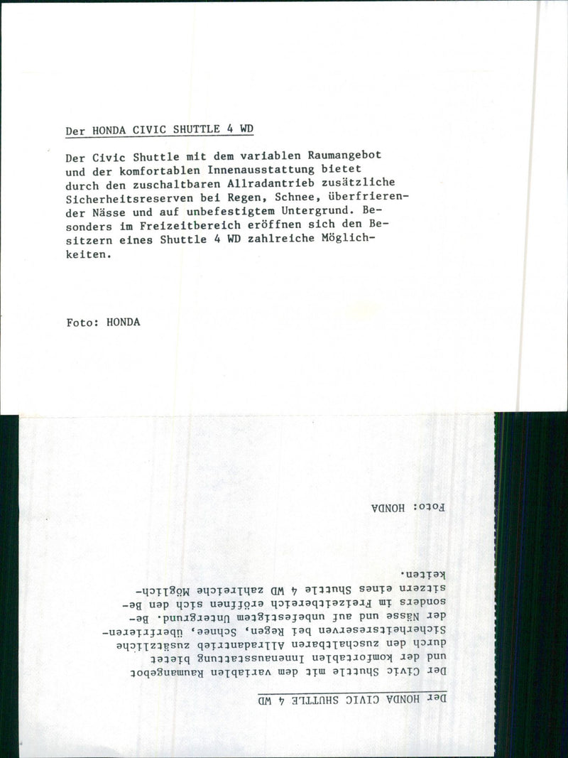 Honda Civic Shuttle 4 WD - Vintage Photograph