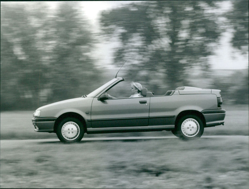 Renault 19 Cabriolet - Vintage Photograph