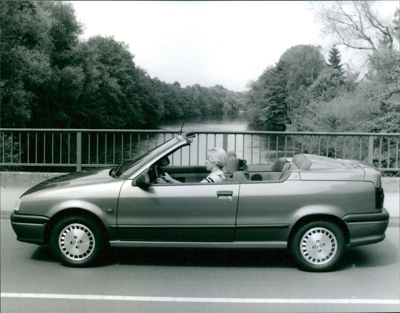 Renault 19 Cabriolet - Vintage Photograph