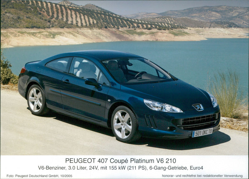 Peugeot 407 Coupé Platinum V6 210 - Vintage Photograph