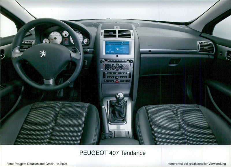 2004 Peugeot 407 Tendance - Vintage Photograph