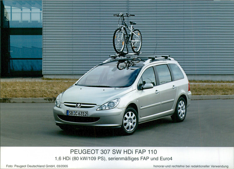 PEUGEOT 307 SW - Vintage Photograph