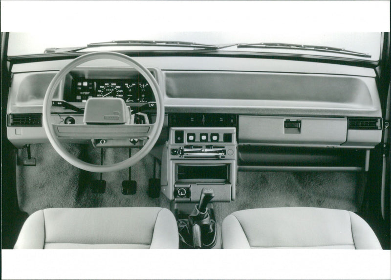 1986 Lada Samara - Vintage Photograph