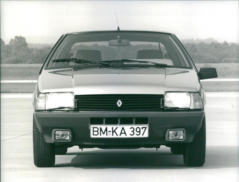 1980 Renault Fuego GTX - Vintage Photograph