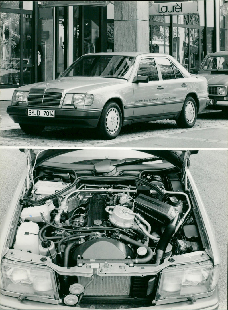 Mercedes-Benz 230 E. - Vintage Photograph