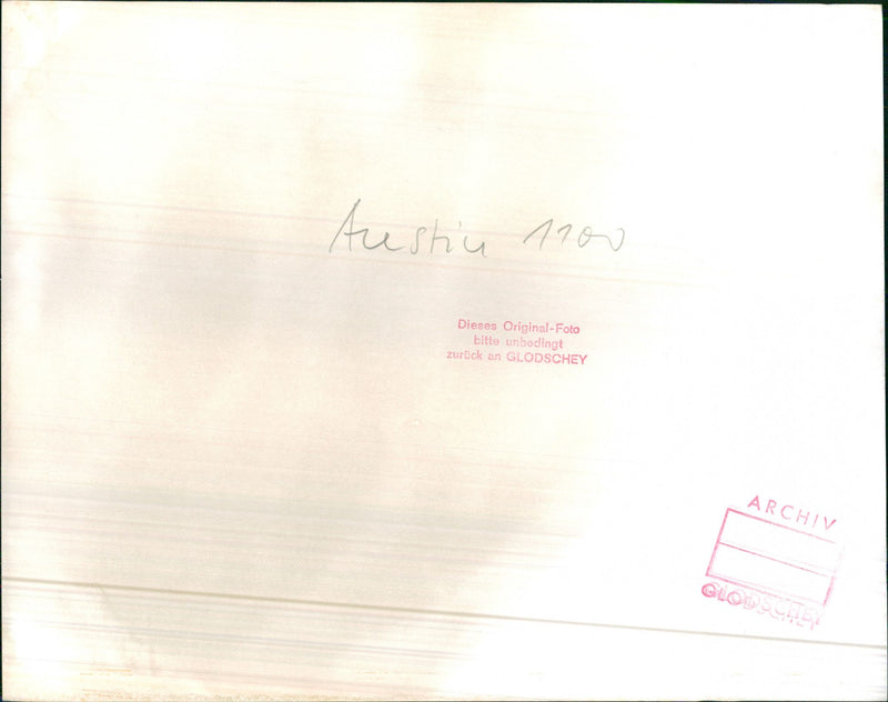 Austin 1100 - Vintage Photograph