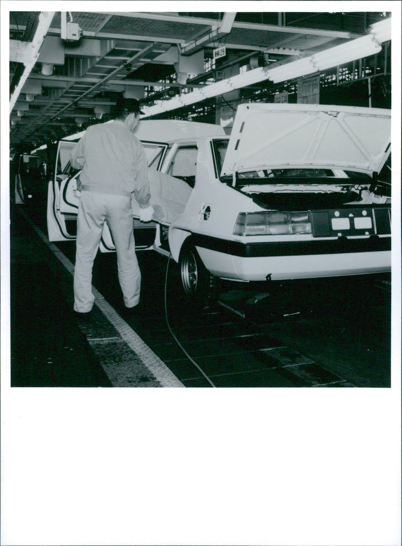 1982 Mitsubishi Nagoya Plant - Vintage Photograph