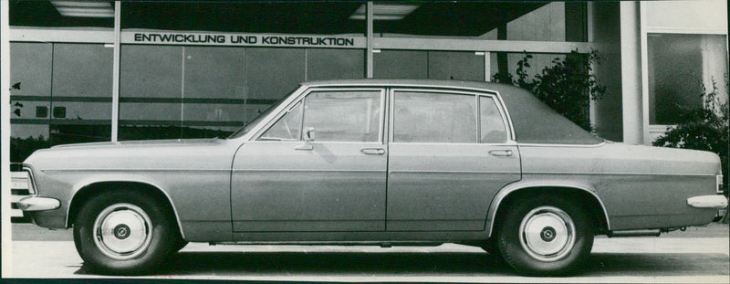 1975 Opel Admiral - Vintage Photograph