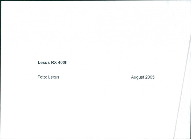 Lexus RX 400h - Vintage Photograph