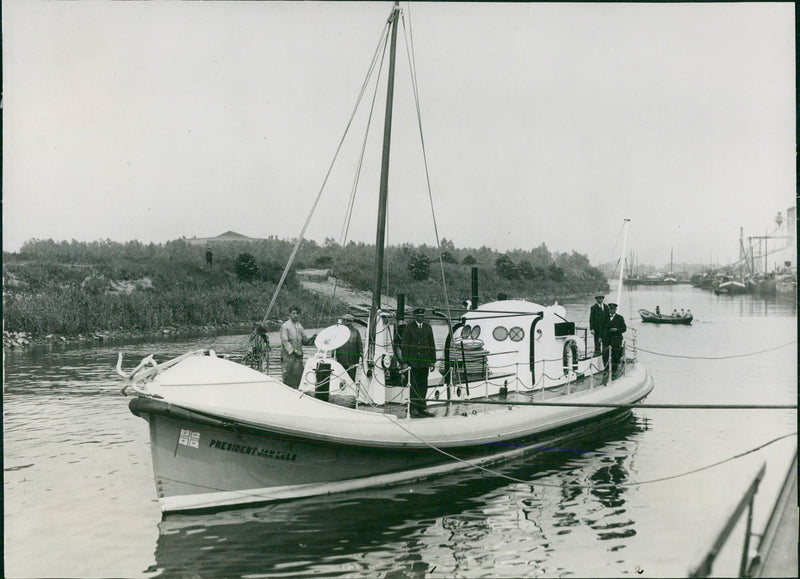 Lifeboat President Jan Dels, Captain Slis, Machinist Bernard - Vintage Photograph