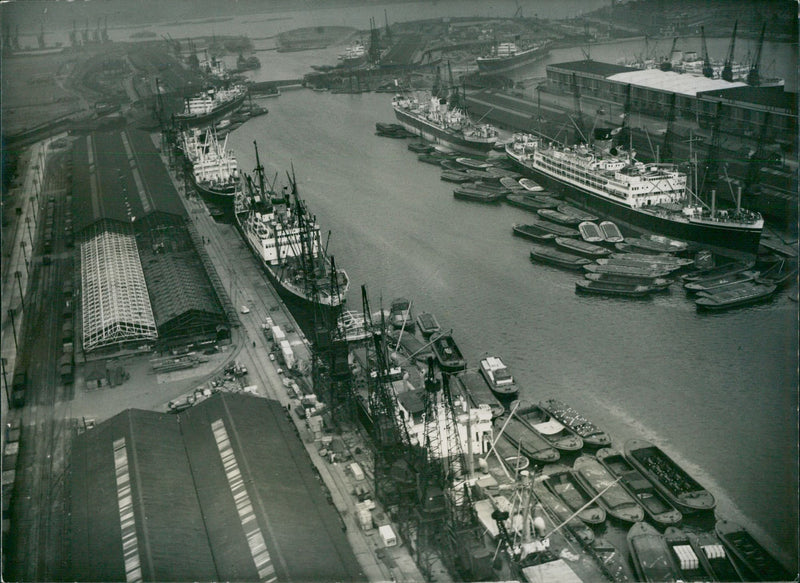 Aerial view Royal Albert Dock strike - Vintage Photograph