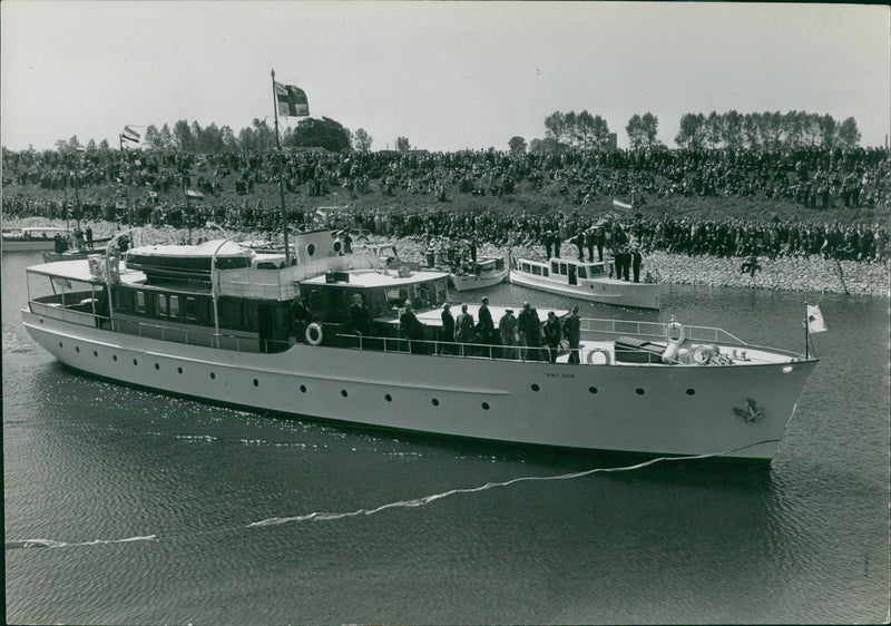 Queen Juliana - Vintage Photograph