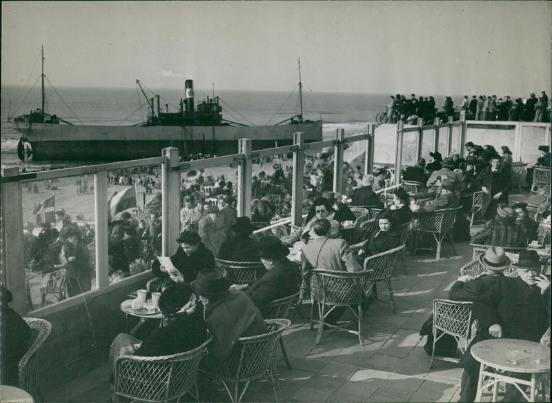 Lunch where ships dock - Vintage Photograph