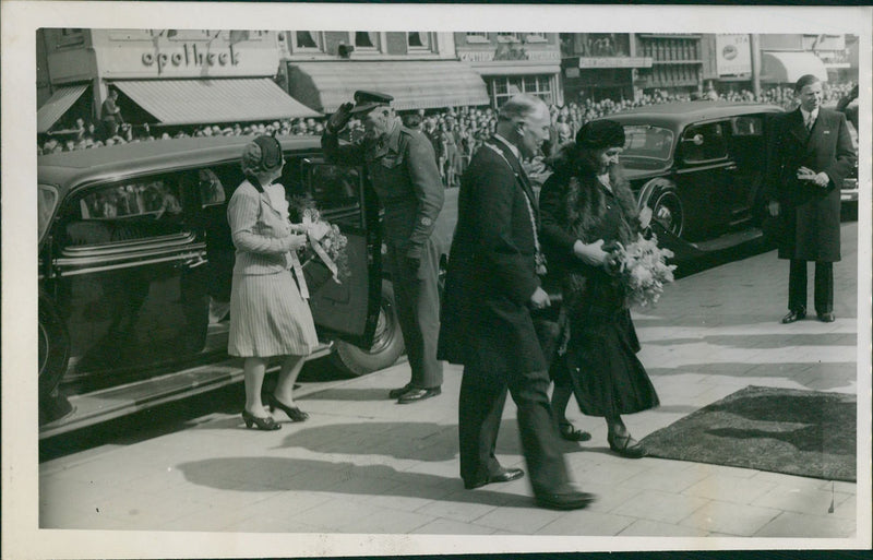 The Royal Family at the Annual fair - Vintage Photograph