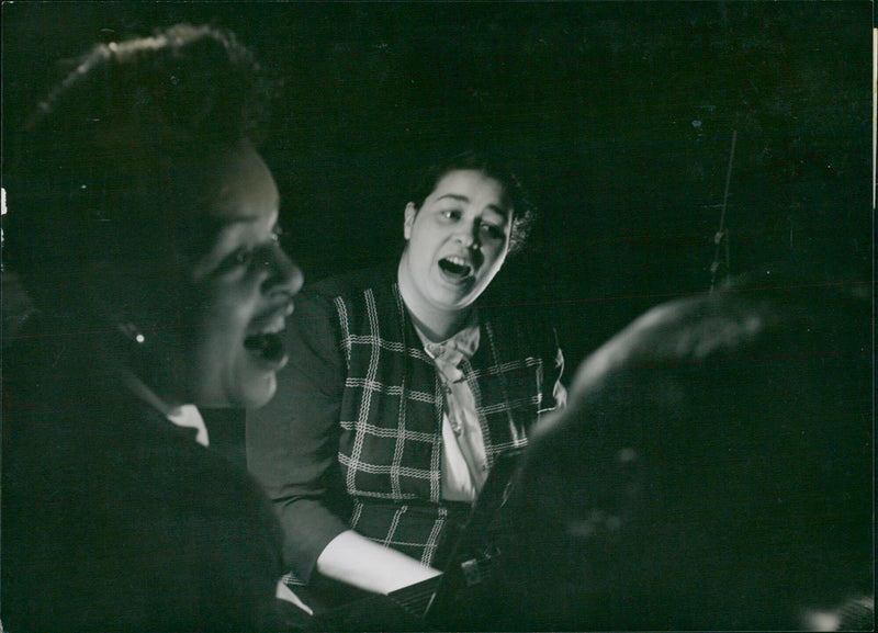 Virgle Whitfield and Marie Collins - Vintage Photograph