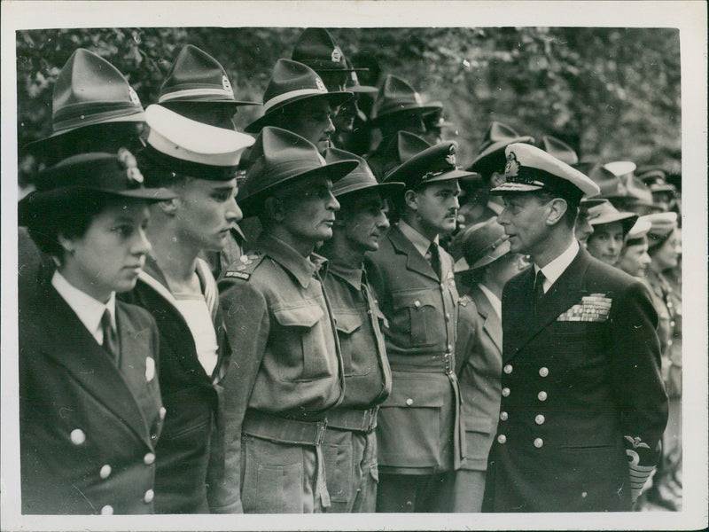 Princess Elizabeth and princess Margaret - Vintage Photograph