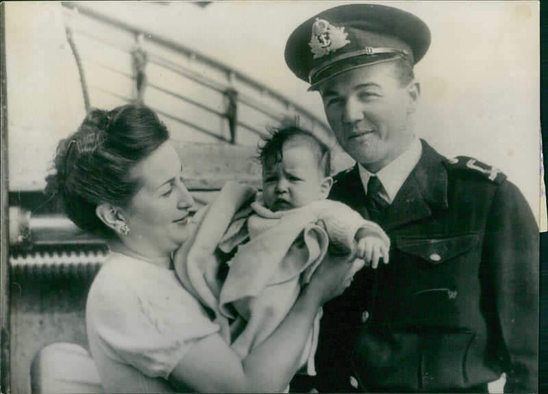 Sub-Lieutenant Thomas Soars and  Princess Nahida Kajar - Vintage Photograph