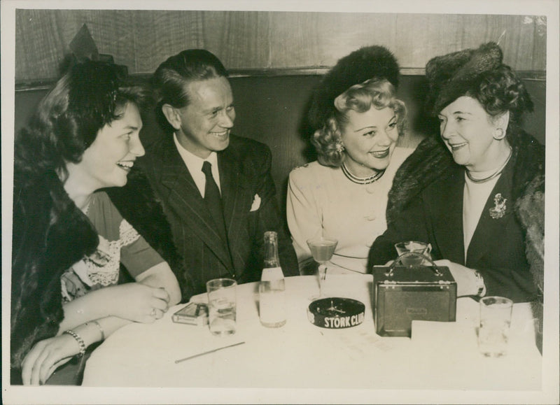 Mr and Mrs Leif Henie with Sonja Henie and Selma Henie - Vintage Photograph