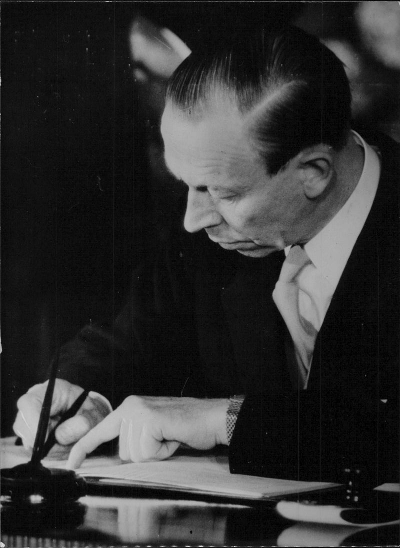 Signature - Vintage Photograph