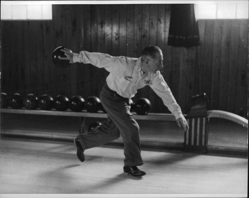 Bowling - Vintage Photograph