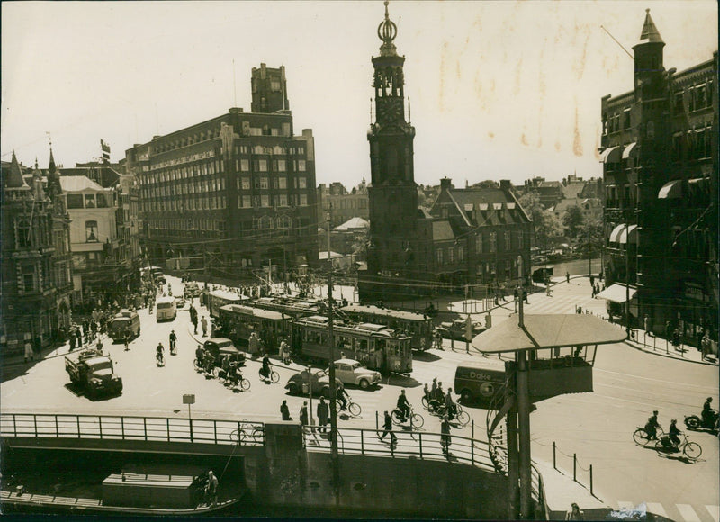 Munt Square - Vintage Photograph