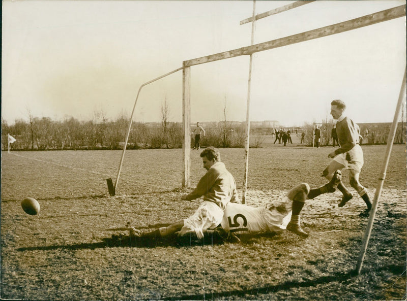 Rugby: Netherlands-British Army in Germany - Vintage Photograph