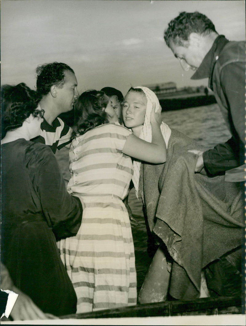 Shirley May France, Willi Croes van Rijsel - Vintage Photograph