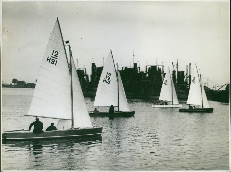 Harlem Yachtclub - Vintage Photograph