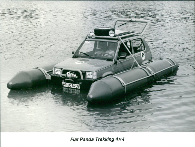 Fiat Panda Trekking 4 × 4 - Vintage Photograph