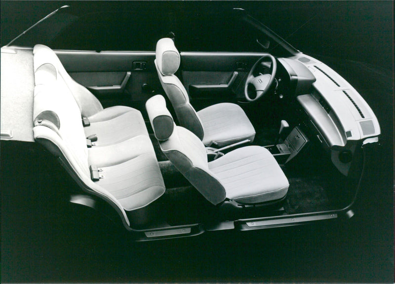 Suzuki Swift 1.6 GLX - Vintage Photograph