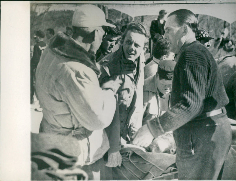 1949 ESCAFE MAX SLEDDER CAKE CENTRE HOUBEN STRATCHE BELGIAN YORK PRESS WORLD DIED - Vintage Photograph